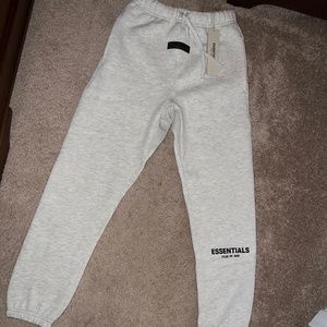 Essentials Kids Light Oatmeal : Size 10